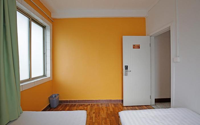 Zhuangse Chengdu Youth Hostel 外观 照片
