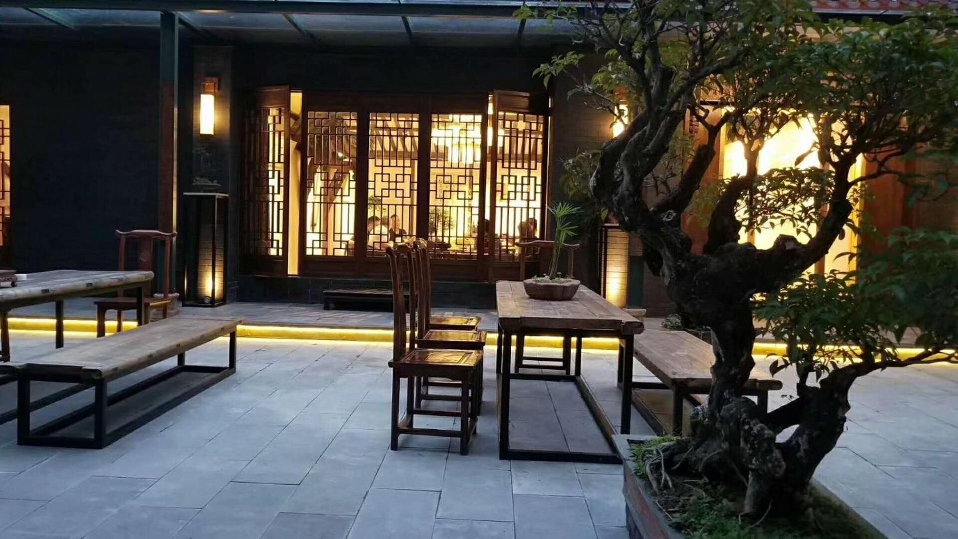 Zhuangse Chengdu Youth Hostel 外观 照片