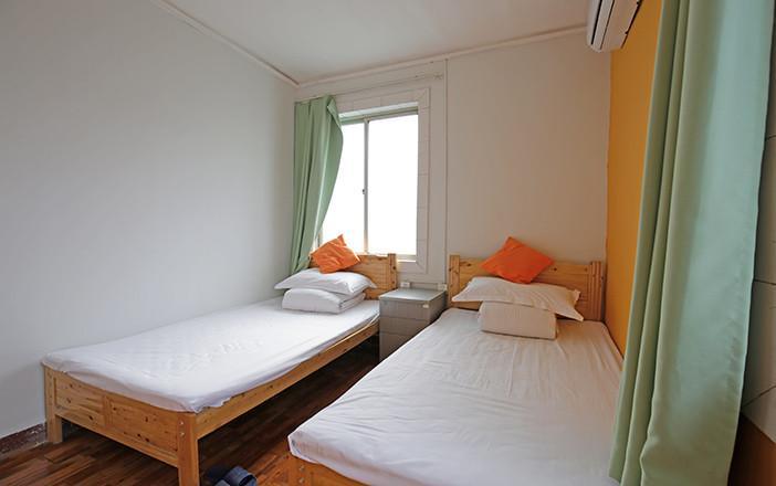 Zhuangse Chengdu Youth Hostel 外观 照片